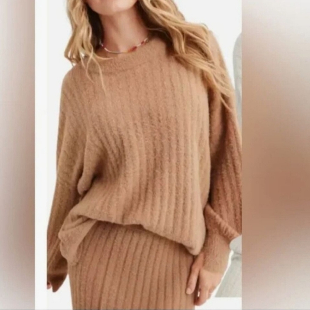 Aerie Soft Beige/Creamy Tan Oversized Ribbed Sweater size Small